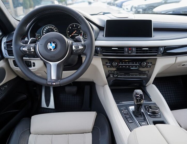 BMW X6 30
