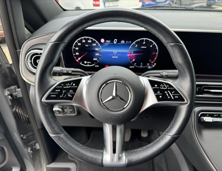 Mercedes-Benz Třídy V 8