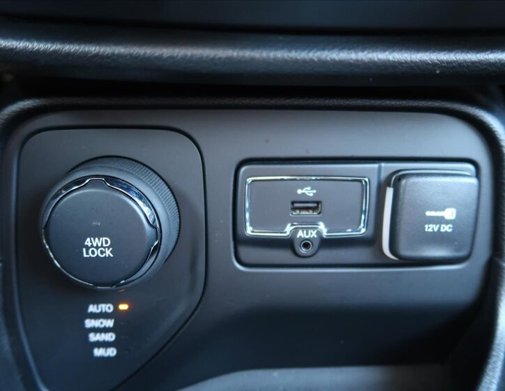 Jeep Renegade SUV 2,0 l 103 kw