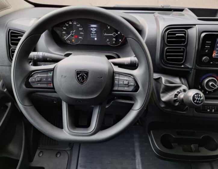 Peugeot Boxer 11