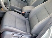 Volkswagen Touran MPV 1,9 l 77 kw