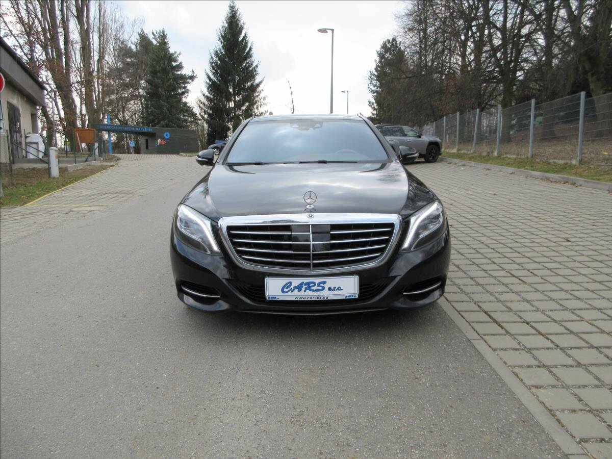 Mercedes-Benz Třídy S Sedan / Limuzína 3,0 l 190 kw