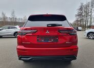 Mitsubishi Outlander 4