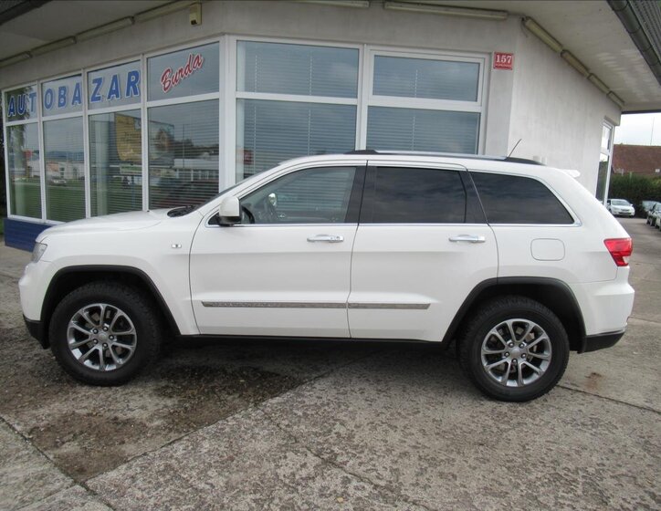 Jeep Grand Cherokee 8