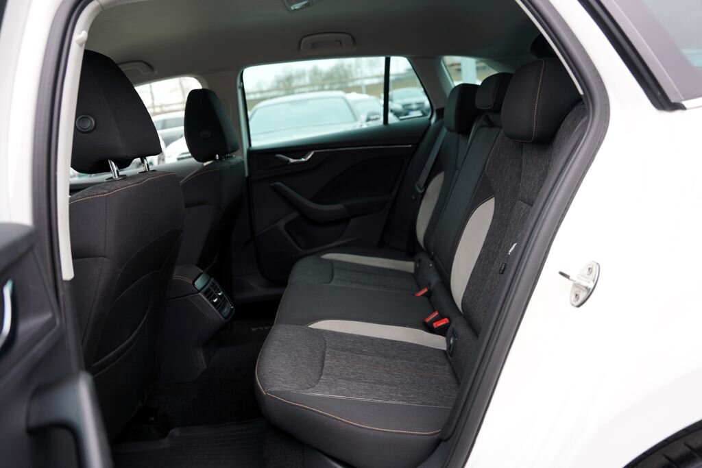 Škoda Scala Hatchback 1,6 l 85 kw