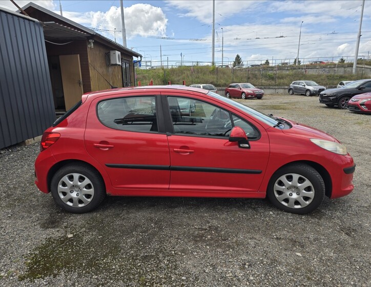 Peugeot 207 4