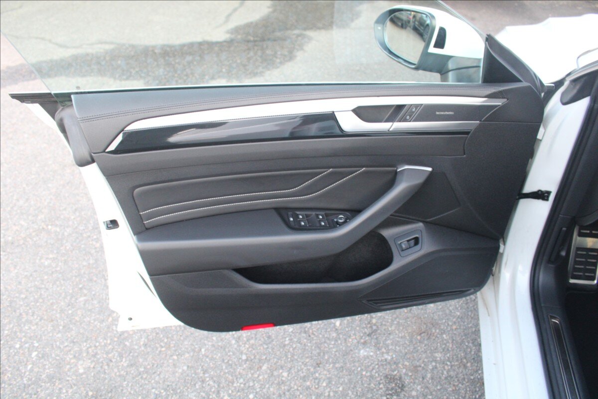 Volkswagen Arteon Liftback 2,0 l 147 kw