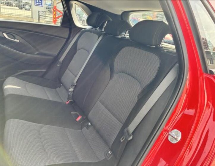 Hyundai i30 Hatchback 998,0 88 kw