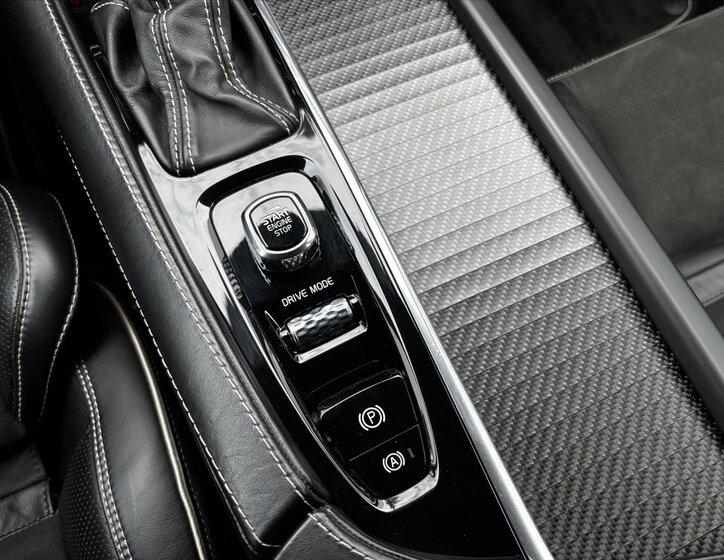 Volvo V90 Kombi 2,0 l 173 kw