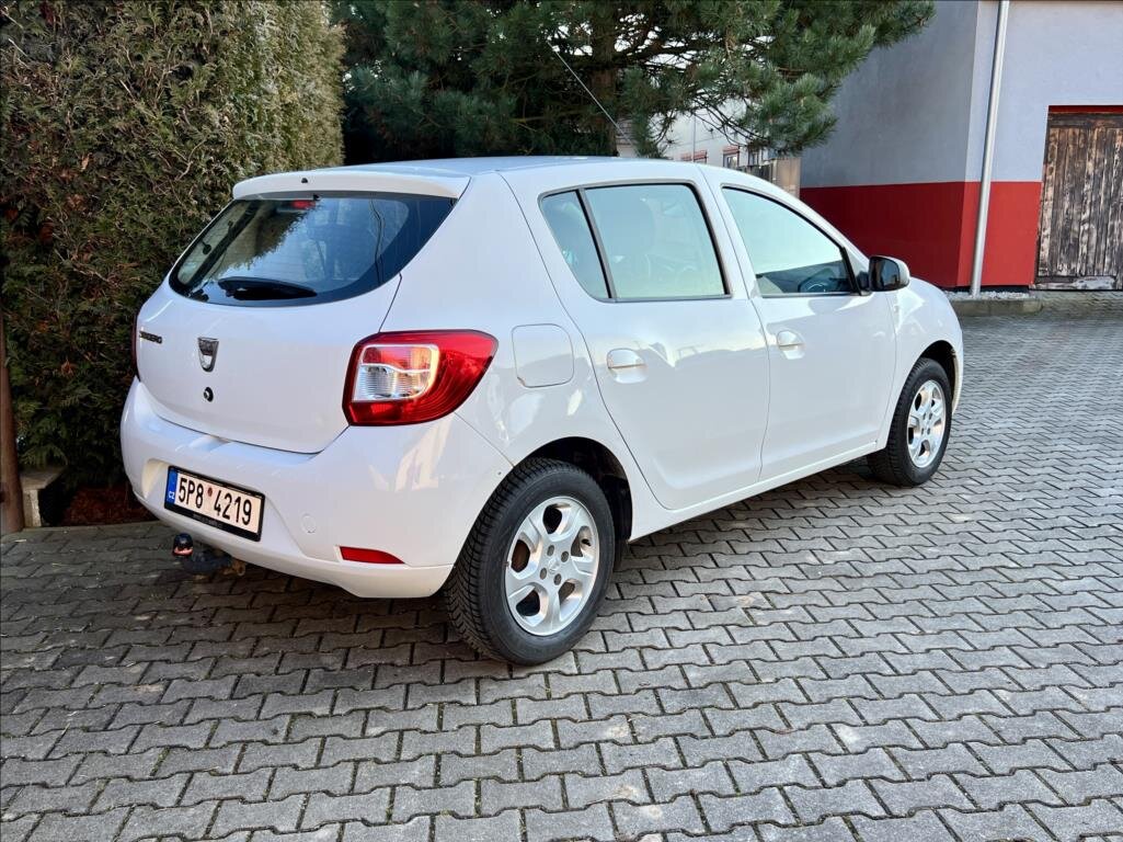 Dacia Sandero Hatchback 1,1 l 55 kw