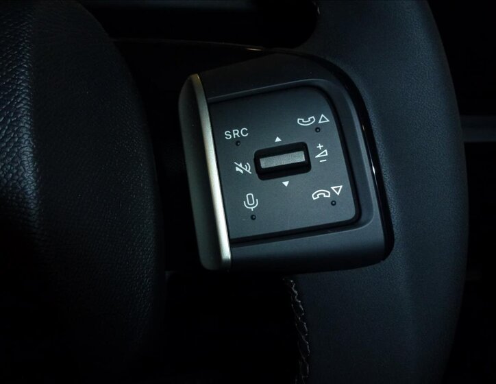 Citroën C3 Aircross SUV / Terénní 1,2 l 74 kw