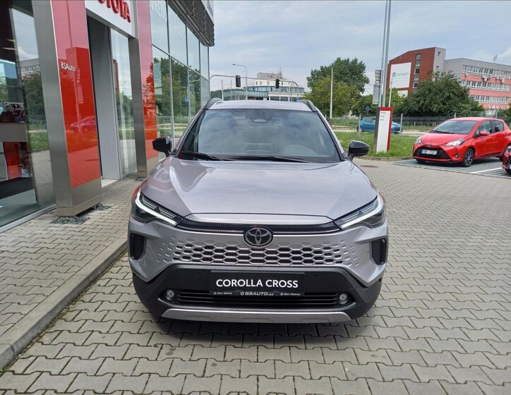 Toyota Corolla Cross SUV 2,0 l 131 kw