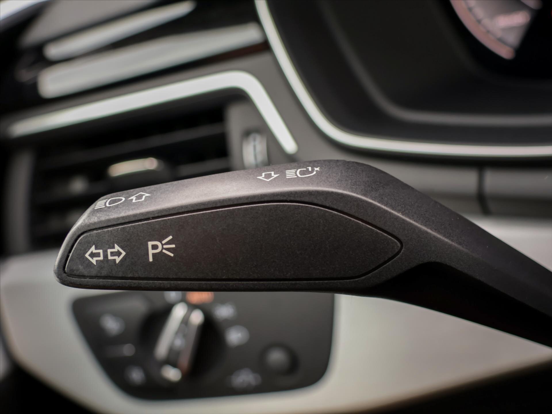 Audi A4 Kombi 2,0 l 110 kw