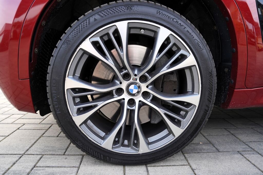 BMW X6 SUV / Terénní 3,0 l 280 kw
