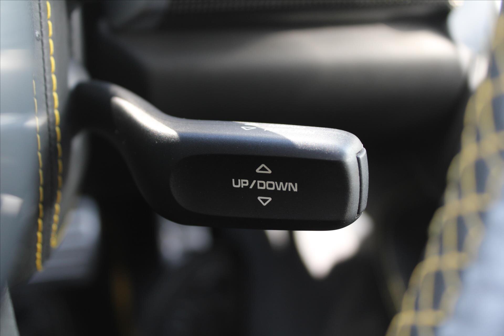 Porsche Cayenne SUV / Terénní 4,8 l 397 kw