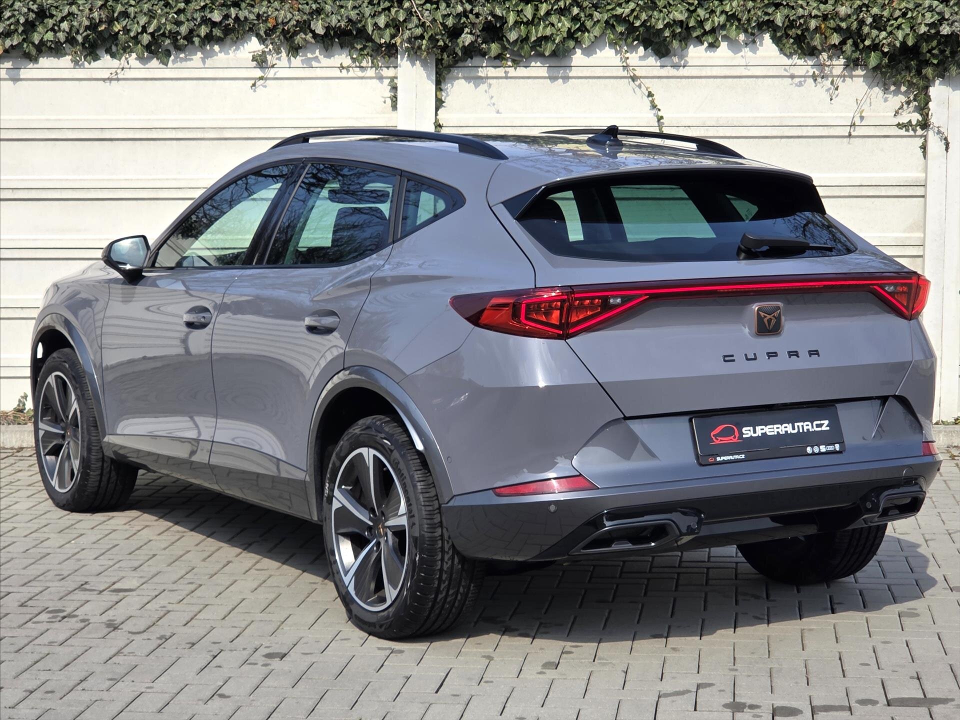 Cupra Formentor SUV / Terénní 2,0 l 140 kw