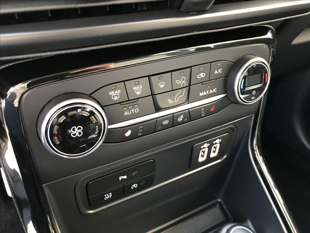 Ford EcoSport SUV 1,5 l 92 kw