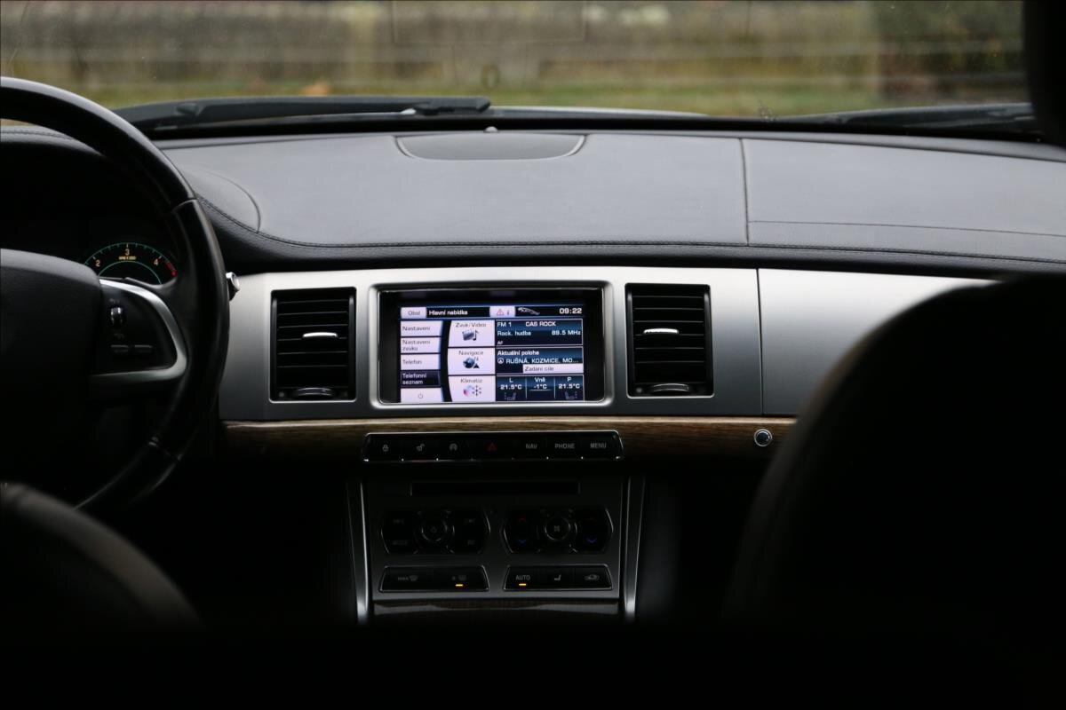 Jaguar XF Kombi 3,0 l 177 kw