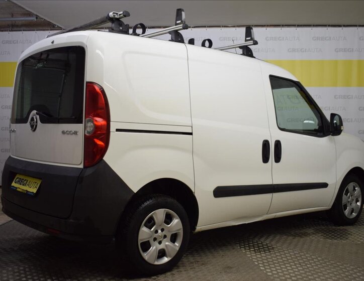 Opel Combo Ostatní 1,2 l 66 kw