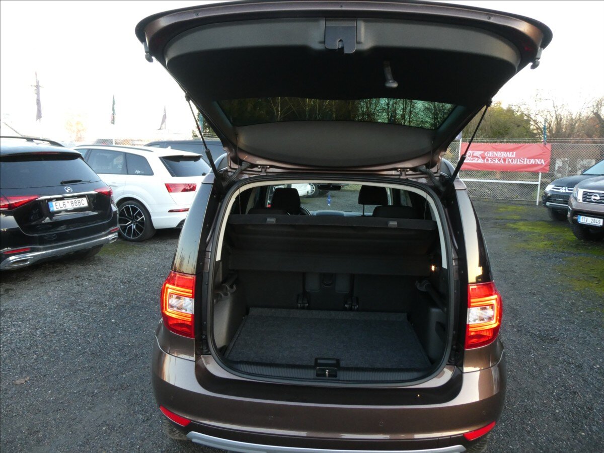 Škoda Yeti SUV / Terénní 1,2 l 81 kw