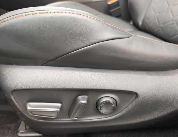 Toyota RAV4 Kombi 2,5 l 131 kw