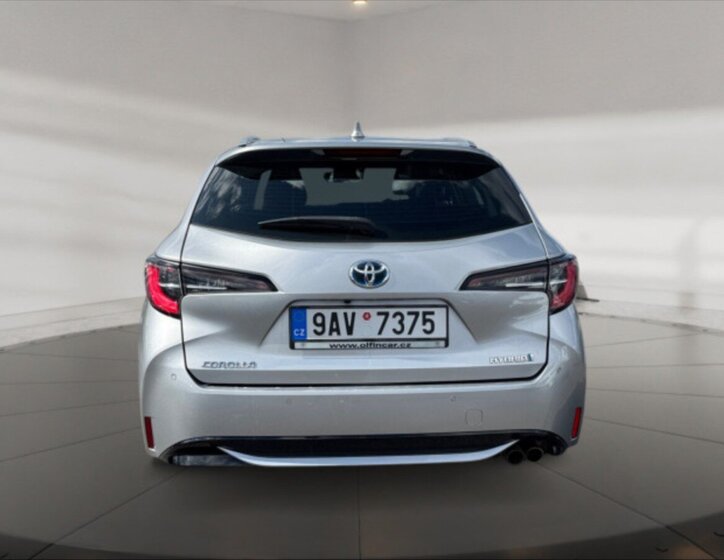 Toyota Corolla Kombi 2,0 l 112 kw