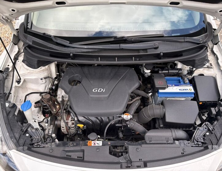 Hyundai i30 Kombi 1,6 l 99 kw