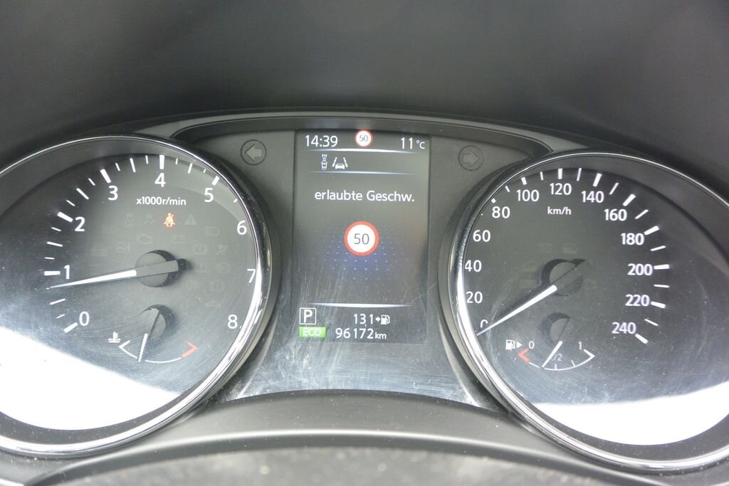 Nissan Qashqai SUV / Terénní 1,2 l 85 kw