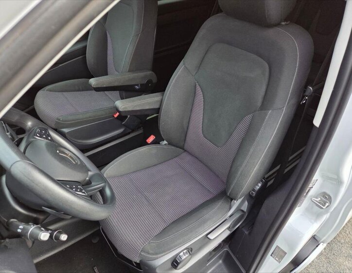 Mercedes-Benz Třídy V Kombi 2,0 l 100 kw