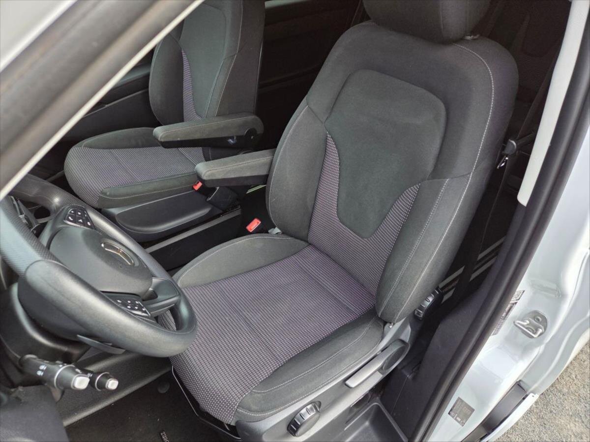 Mercedes-Benz Třídy V Kombi 2,0 l 100 kw