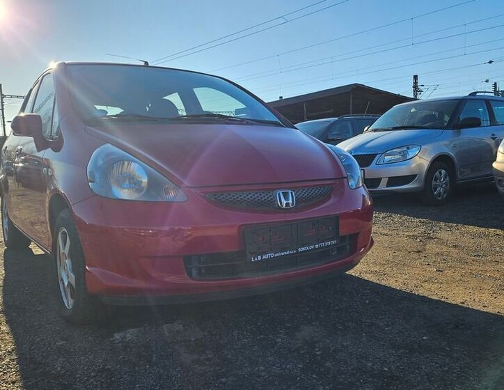 Honda Jazz Hatchback 1,2 l 57 kw