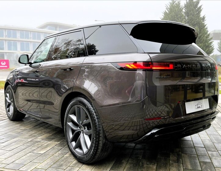 Land Rover Range Rover Sport 4