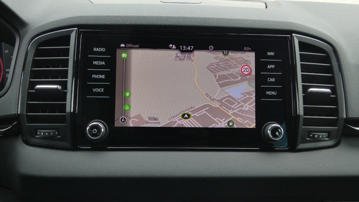 Škoda Karoq SUV / Terénní 2,0 l 110 kw