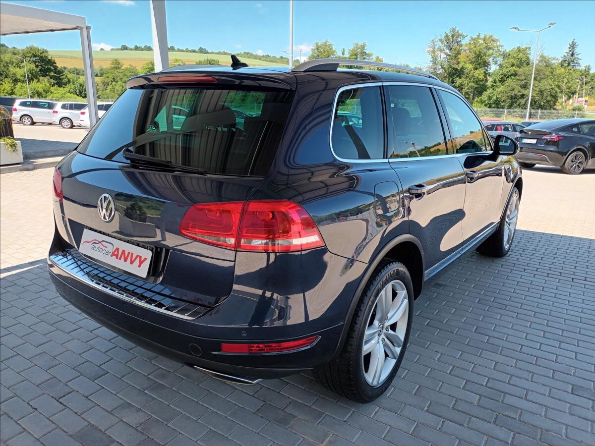 Volkswagen Touareg SUV / Terénní 3,0 l 176 kw