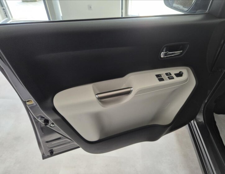 Suzuki Ignis Hatchback 1,2 l 66 kw