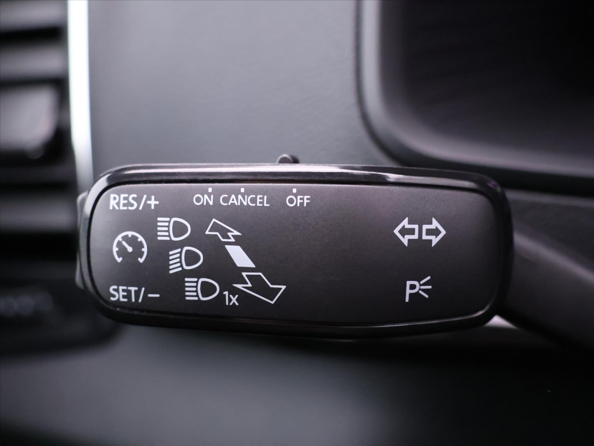 Škoda Karoq SUV / Terénní 1,5 l 110 kw