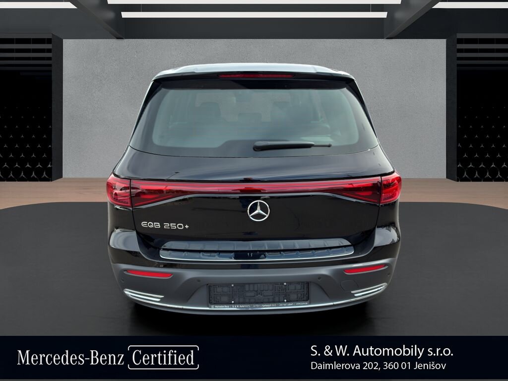 Mercedes-Benz EQB SUV / Terénní 0,0 140 kw