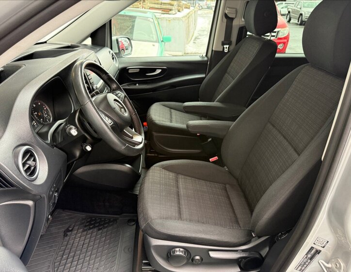 Mercedes-Benz Třídy V MPV 2,1 l 140 kw