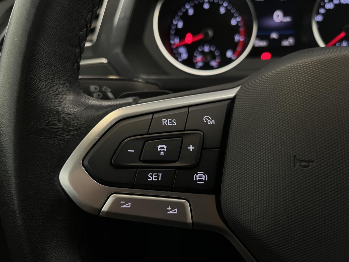 Volkswagen Tiguan SUV 1,5 l 110 kw