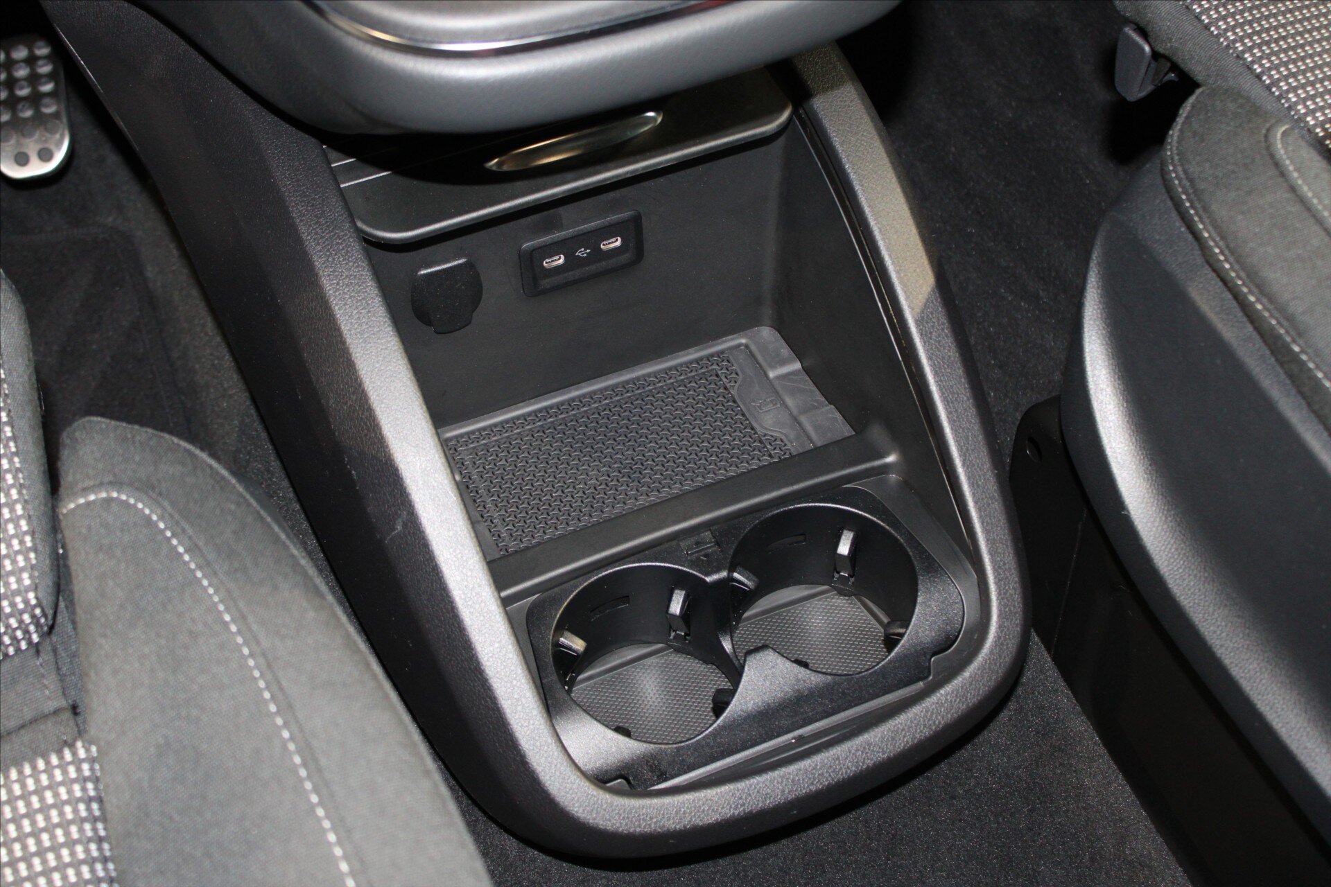 Mercedes-Benz Třídy V MPV 2,0 l 140 kw