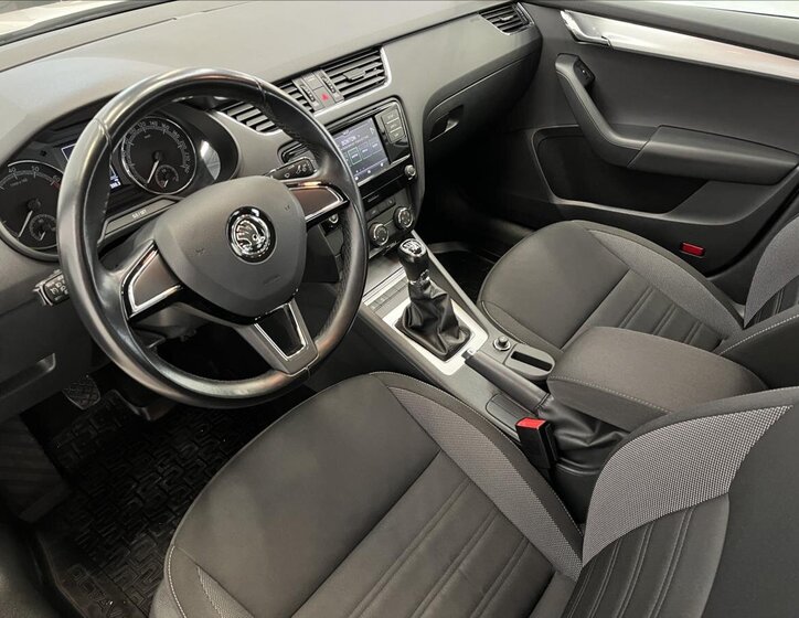 Škoda Octavia Liftback 1,8 l 132 kw