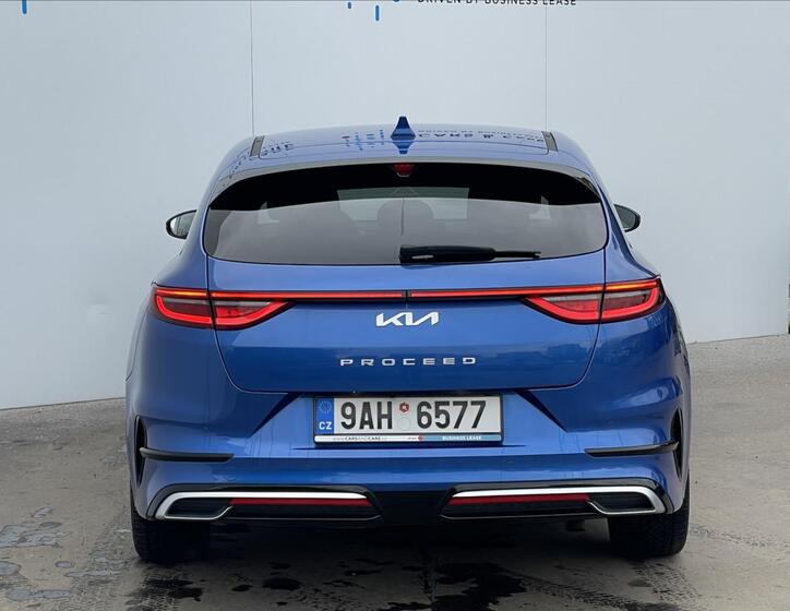 KIA ProCeed 23