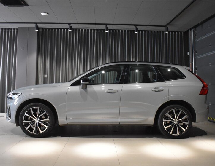 Volvo XC60 SUV / Terénní 2,0 l 184 kw
