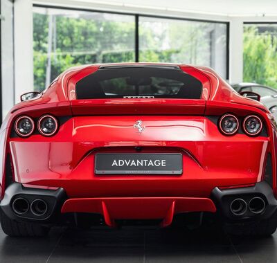 Ferrari 812 3