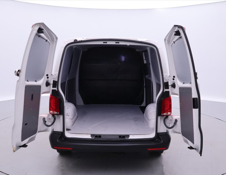 Volkswagen Transporter Skříň 2,0 l 66 kw
