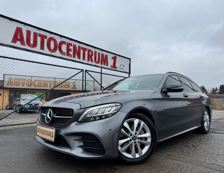 Mercedes-Benz Třídy C Kombi 2,2 l 143 kw