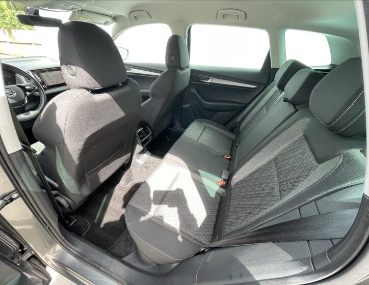 Škoda Karoq SUV / Terénní 2,0 l 110 kw