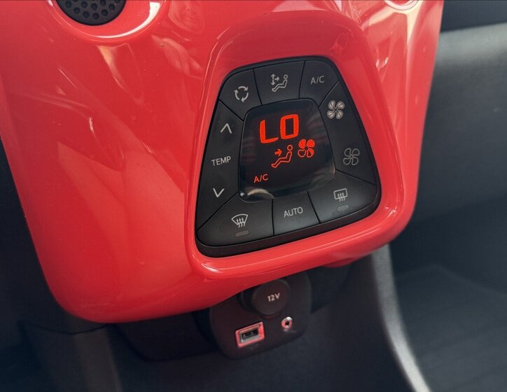 Citroën C1 Hatchback 998,0 51 kw