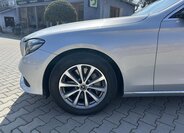 Mercedes-Benz Třídy E Sedan / Limuzína 3,0 l 190 kw