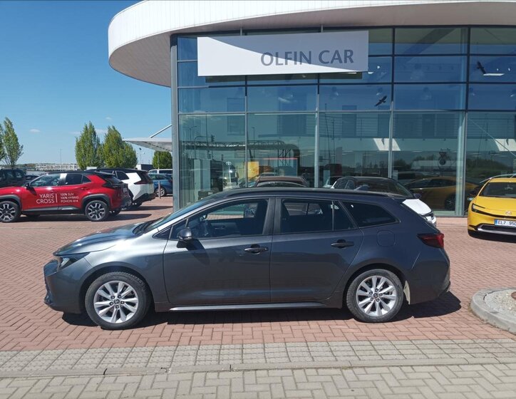 Toyota Corolla Kombi 2,0 l 112 kw